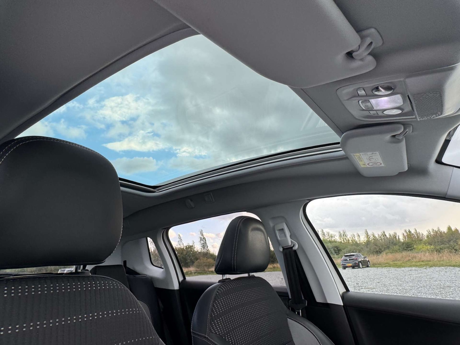 Used Peugeot 2008 2018 for sale - 76117753: Photo 27