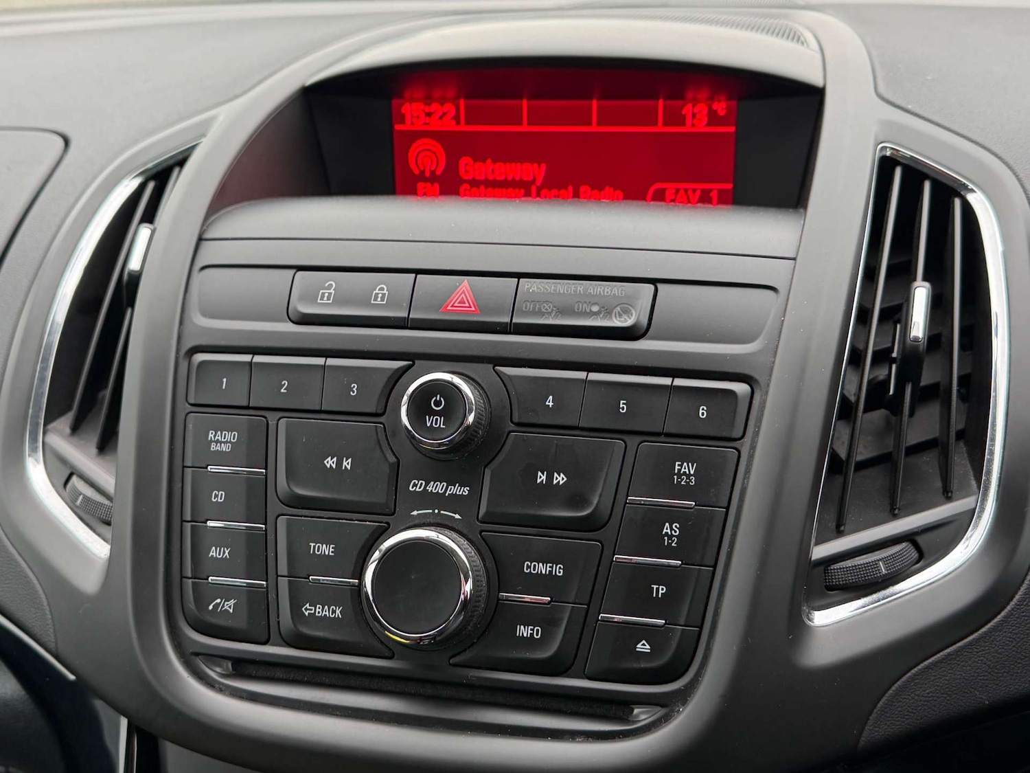 Used Vauxhall Zafira Tourer 2014 for sale - 77641702: Photo 34