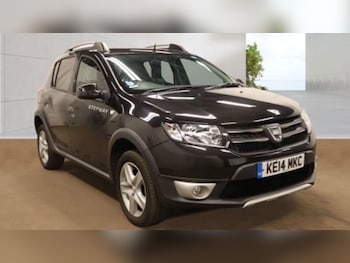 Used Dacia Sandero Stepway 2014 for sale - 79343868: Photo