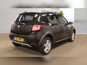 Used Dacia Sandero Stepway 2014 for sale - 79343868: Photo
