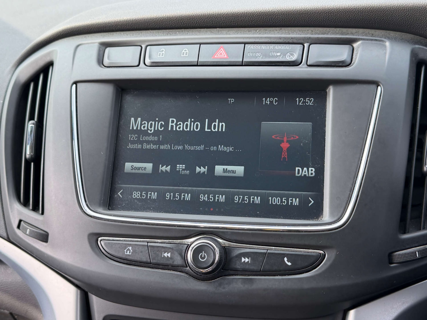 Used Vauxhall Zafira 2017 for sale - 78039575: Photo 28