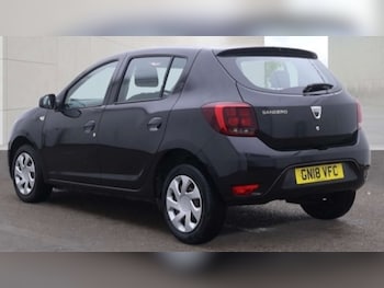 Used Dacia Sandero 2018 for sale - 79527414: Photo