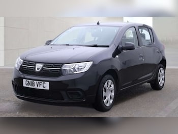 Used Dacia Sandero 2018 for sale - 79527414: Photo