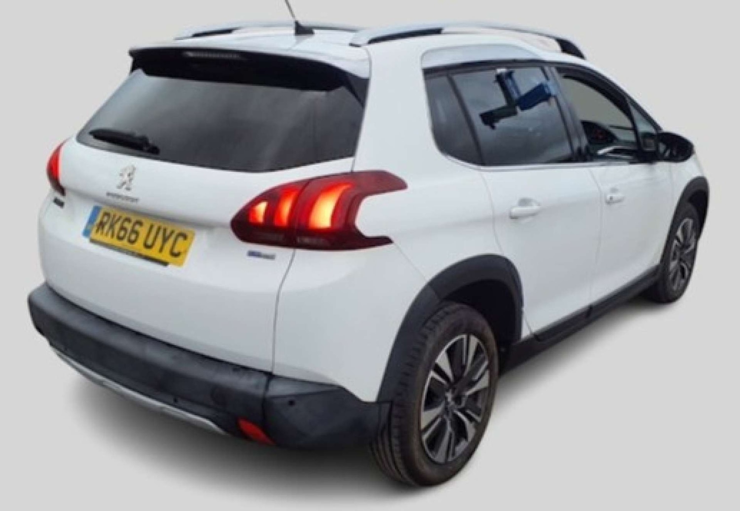 Used Peugeot 2008 2016 for sale - 76556052: Photo 4