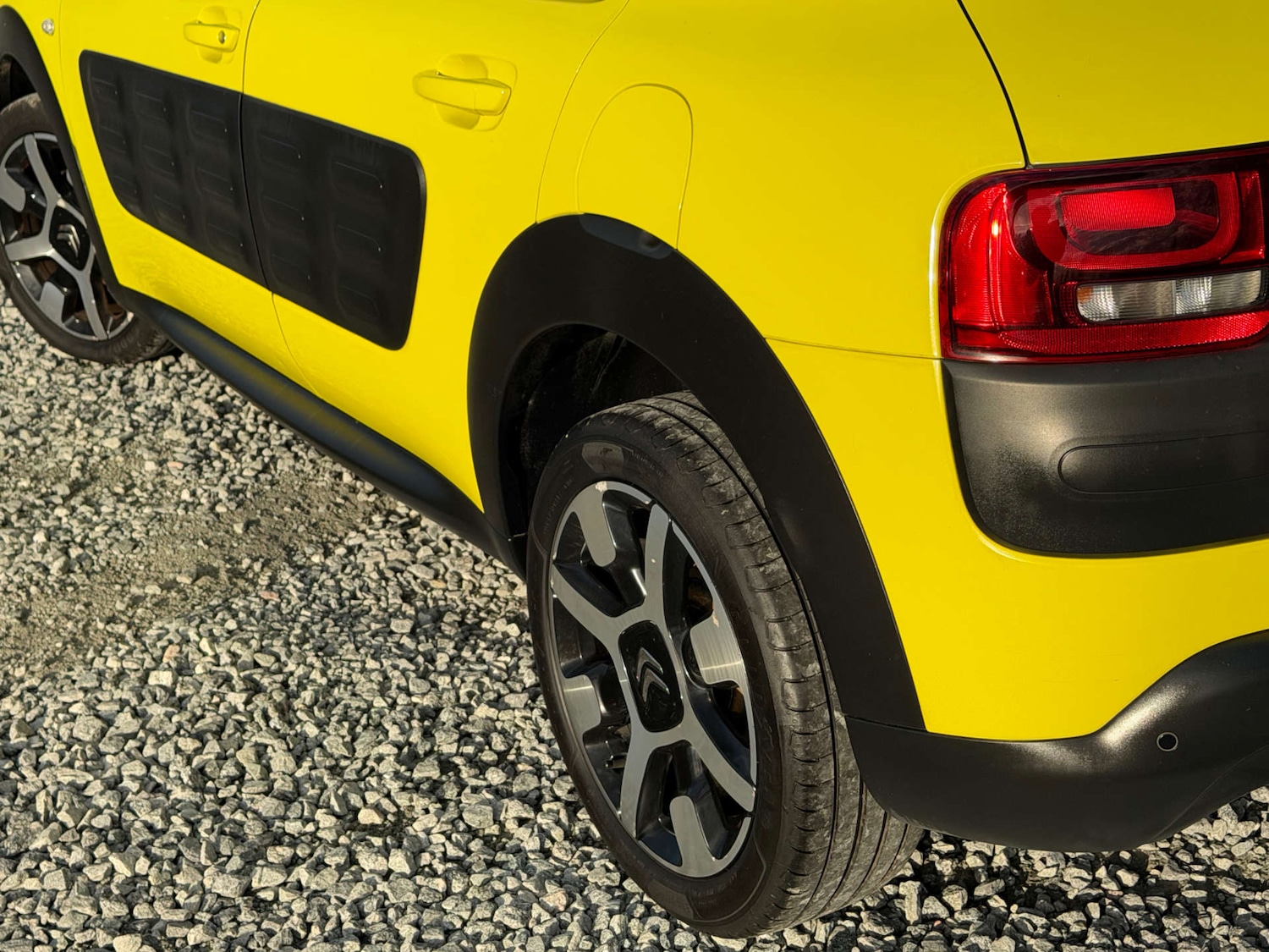 Used Citroen C4 Cactus 2015 for sale - 77641697: Photo 61