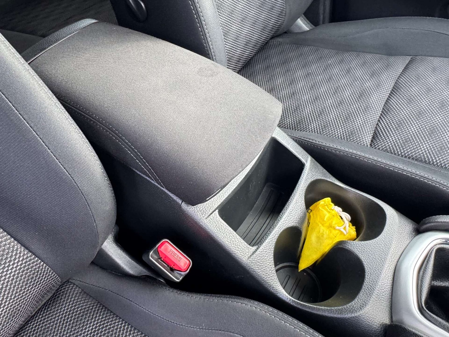 Used Nissan Qashqai 2016 for sale - 76600541: Photo 31