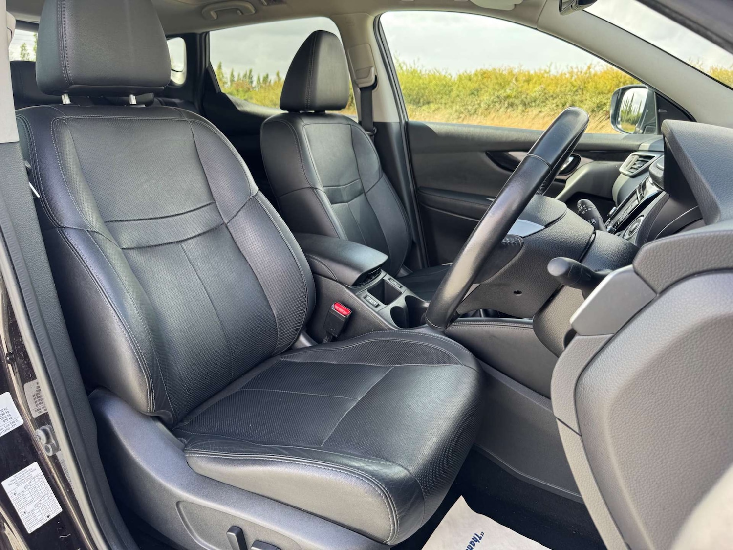 Used Nissan Qashqai 2016 for sale - 76600992: Photo 14