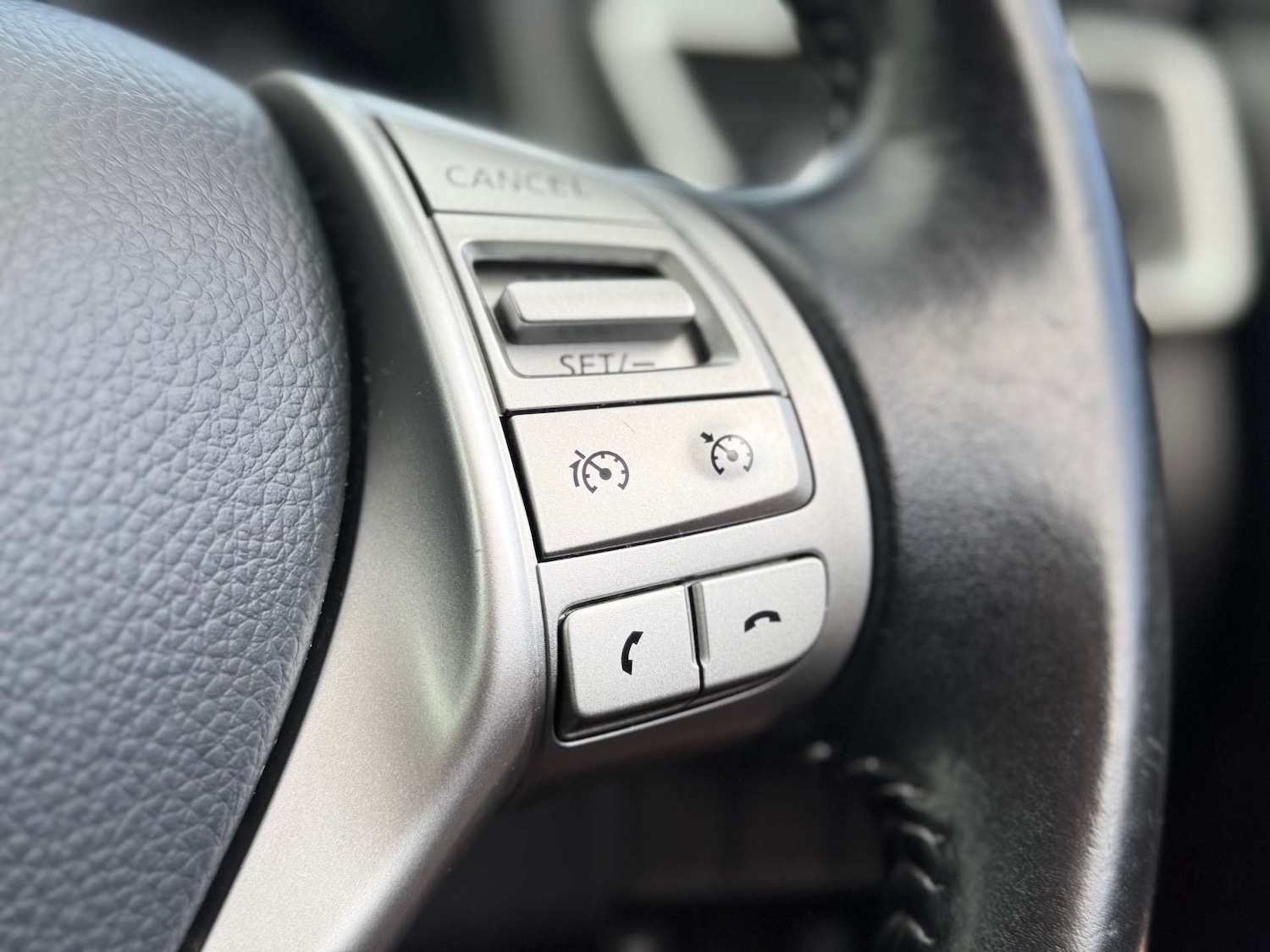 Used Nissan Qashqai 2016 for sale - 76600992: Photo 50