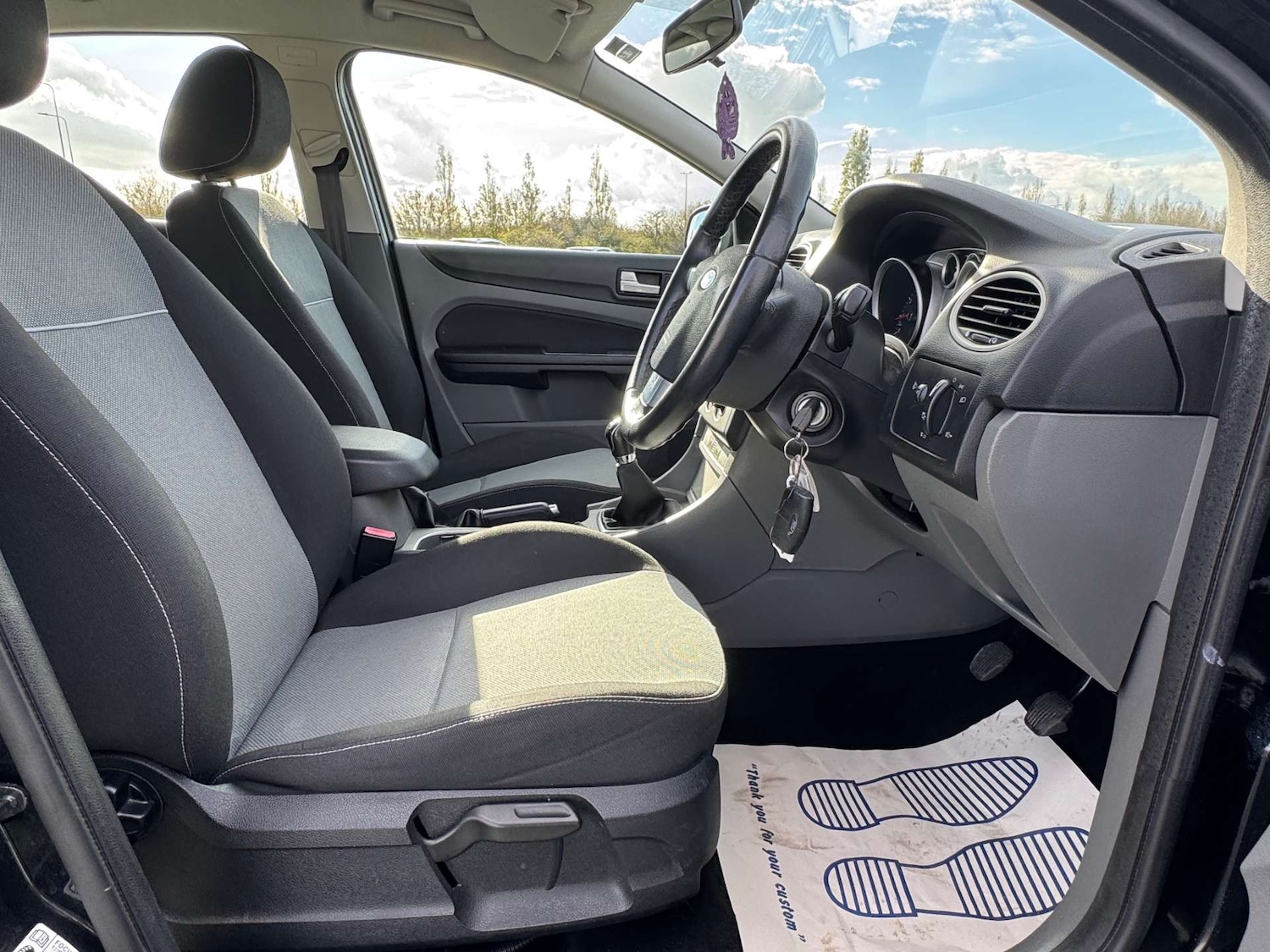 Used Ford Focus 2010 for sale - 76449812: Photo 12