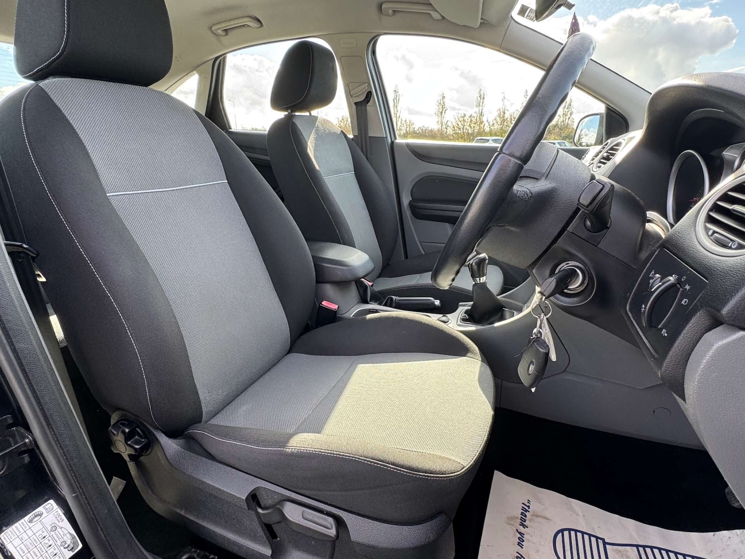 Used Ford Focus 2010 for sale - 76449812: Photo 13