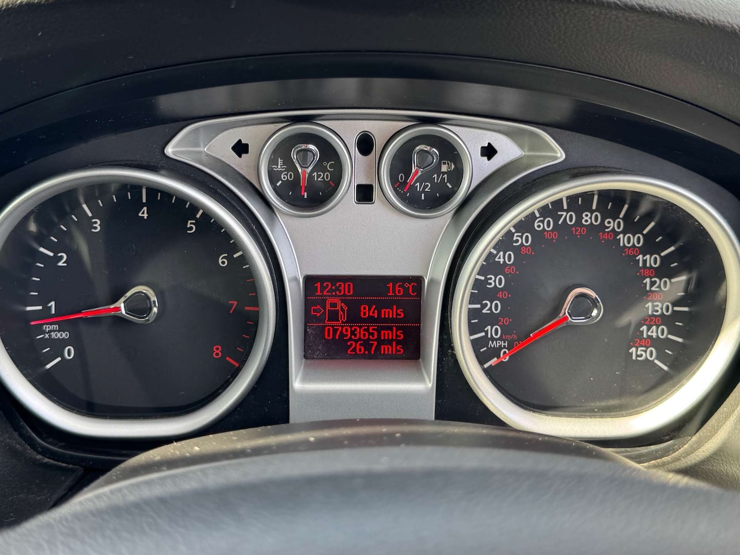 Used Ford Focus 2010 for sale - 76449812: Photo 27