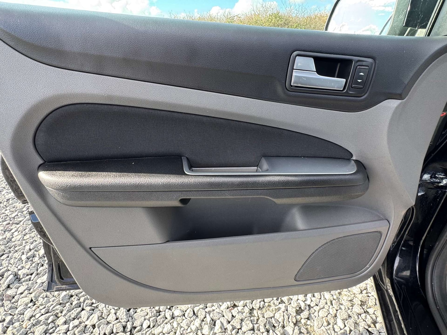 Used Ford Focus 2010 for sale - 76449812: Photo 32