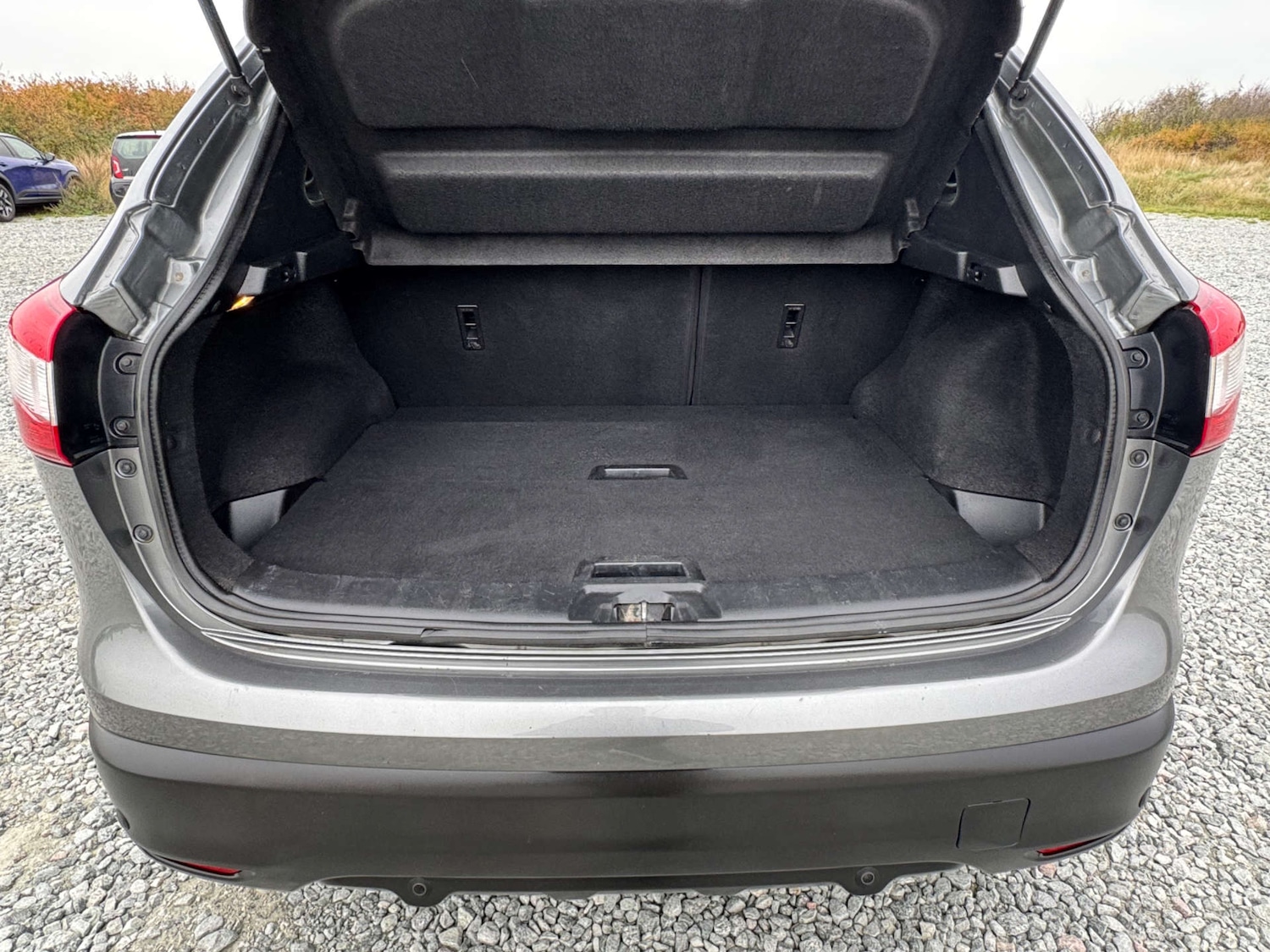 Used Nissan Qashqai 2017 for sale - 77641661: Photo 25