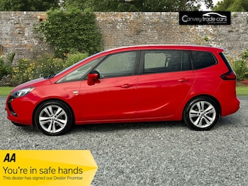 Used Vauxhall Zafira Tourer 2016 for sale - 79353229: Photo