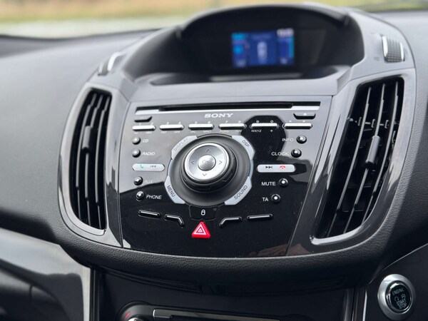 Used Ford Kuga 2014 for sale - 76277856: Photo 34