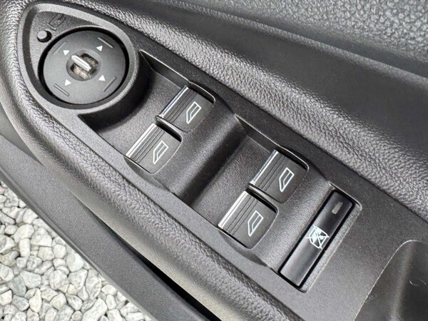 Used Ford Kuga 2014 for sale - 76277856: Photo 41