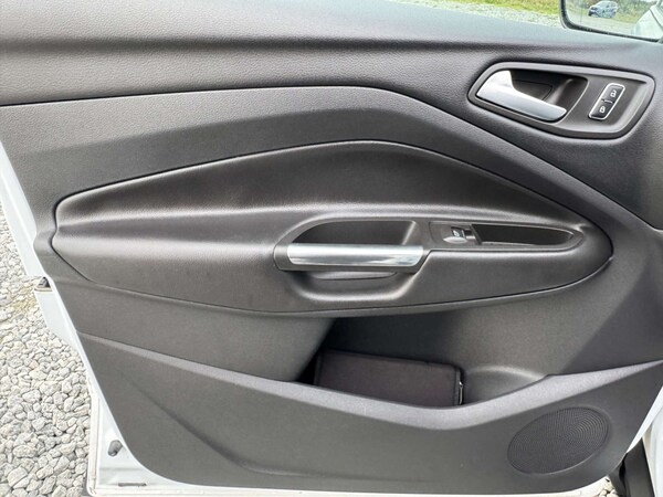 Used Ford Kuga 2014 for sale - 76277856: Photo 48