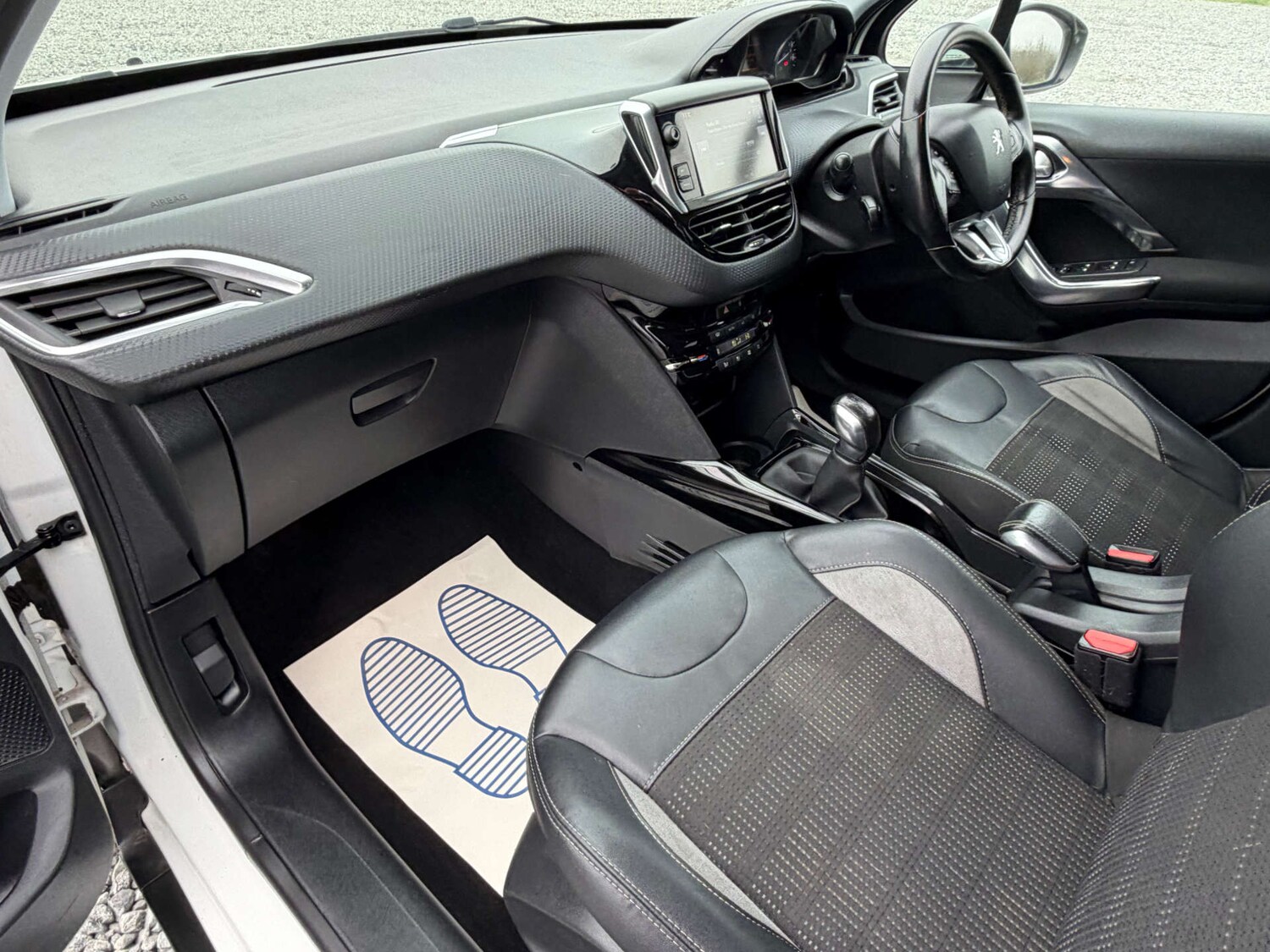 Used Peugeot 2008 2016 for sale - 77641645: Photo 18