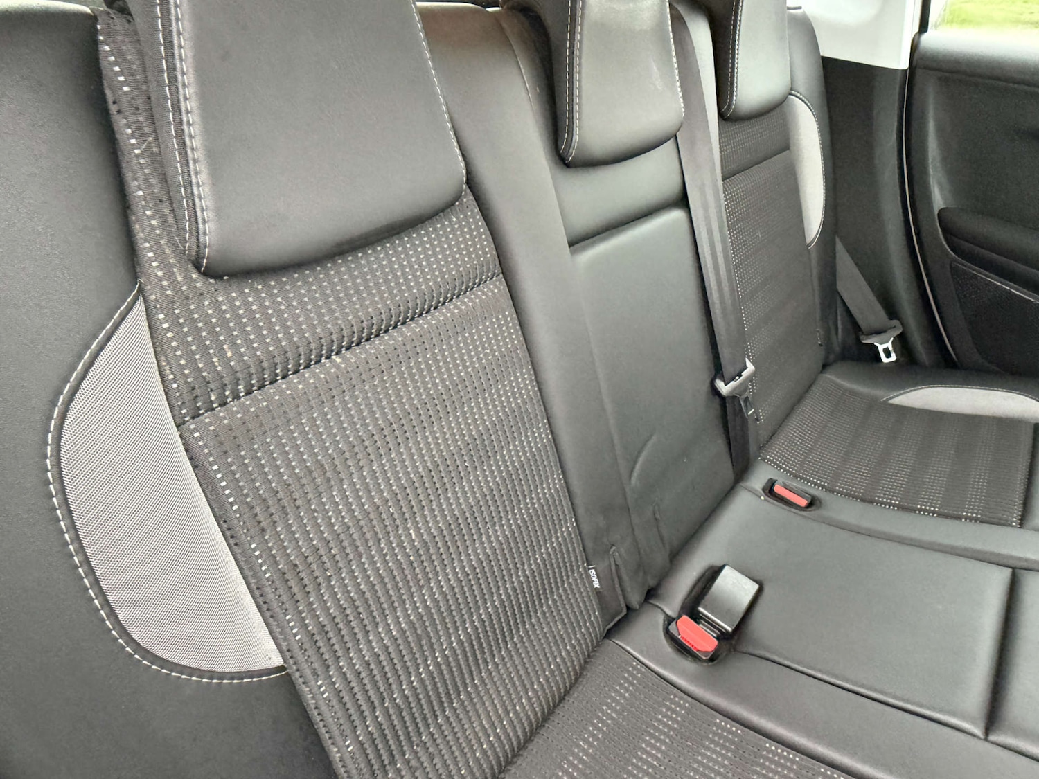 Used Peugeot 2008 2016 for sale - 77641645: Photo 31