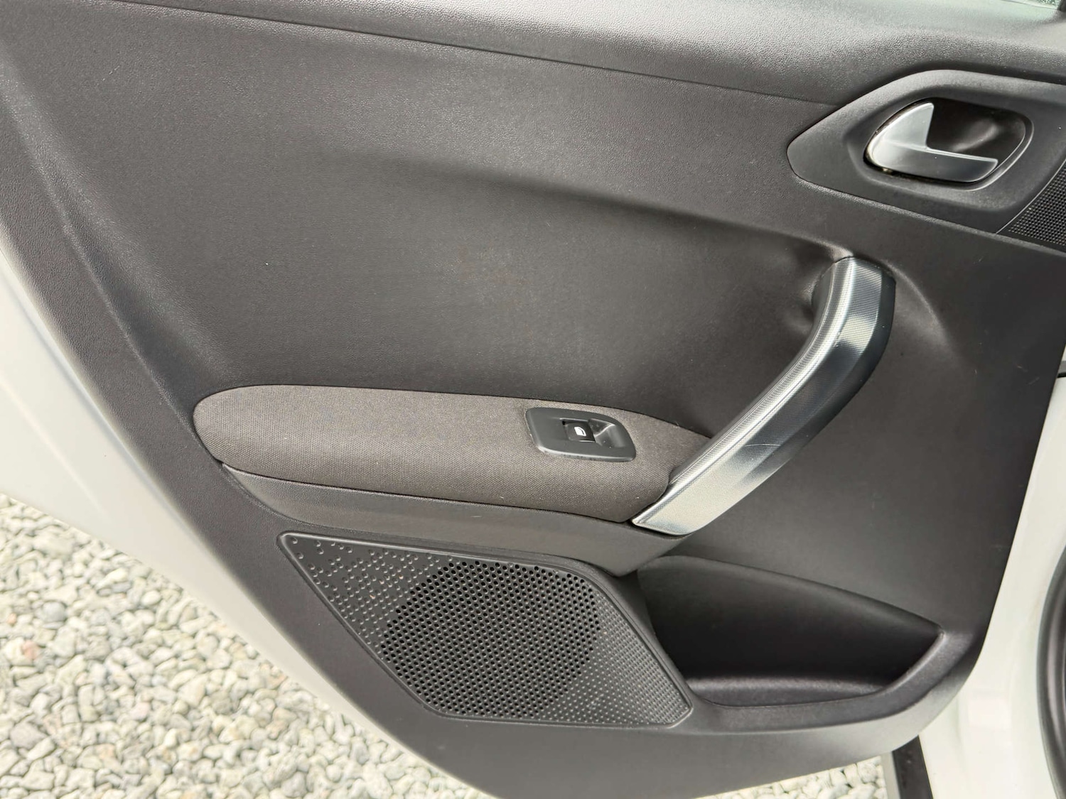 Used Peugeot 2008 2016 for sale - 77641645: Photo 41