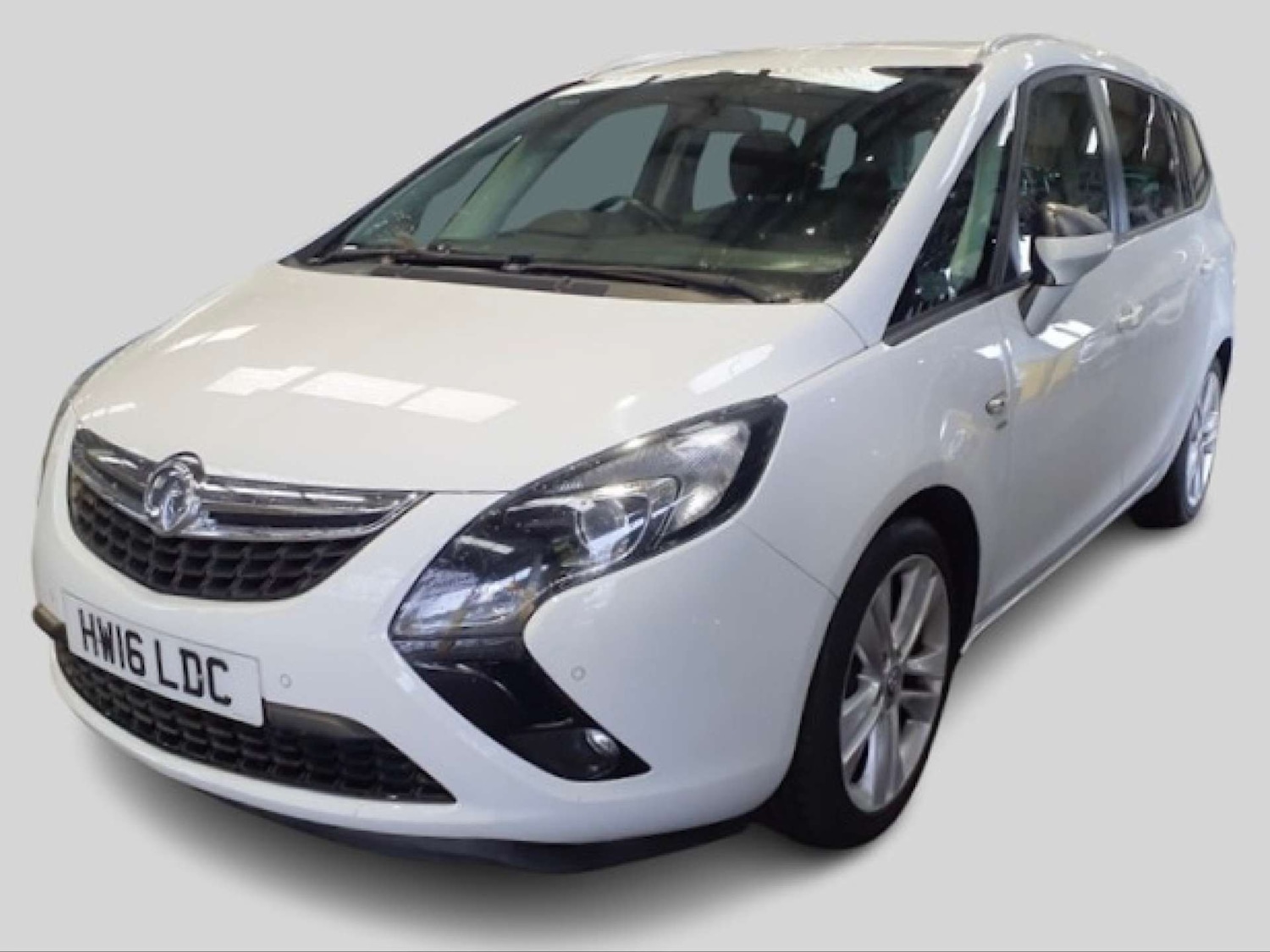 Used Vauxhall Zafira 2016 for sale - 77641679: Photo 2