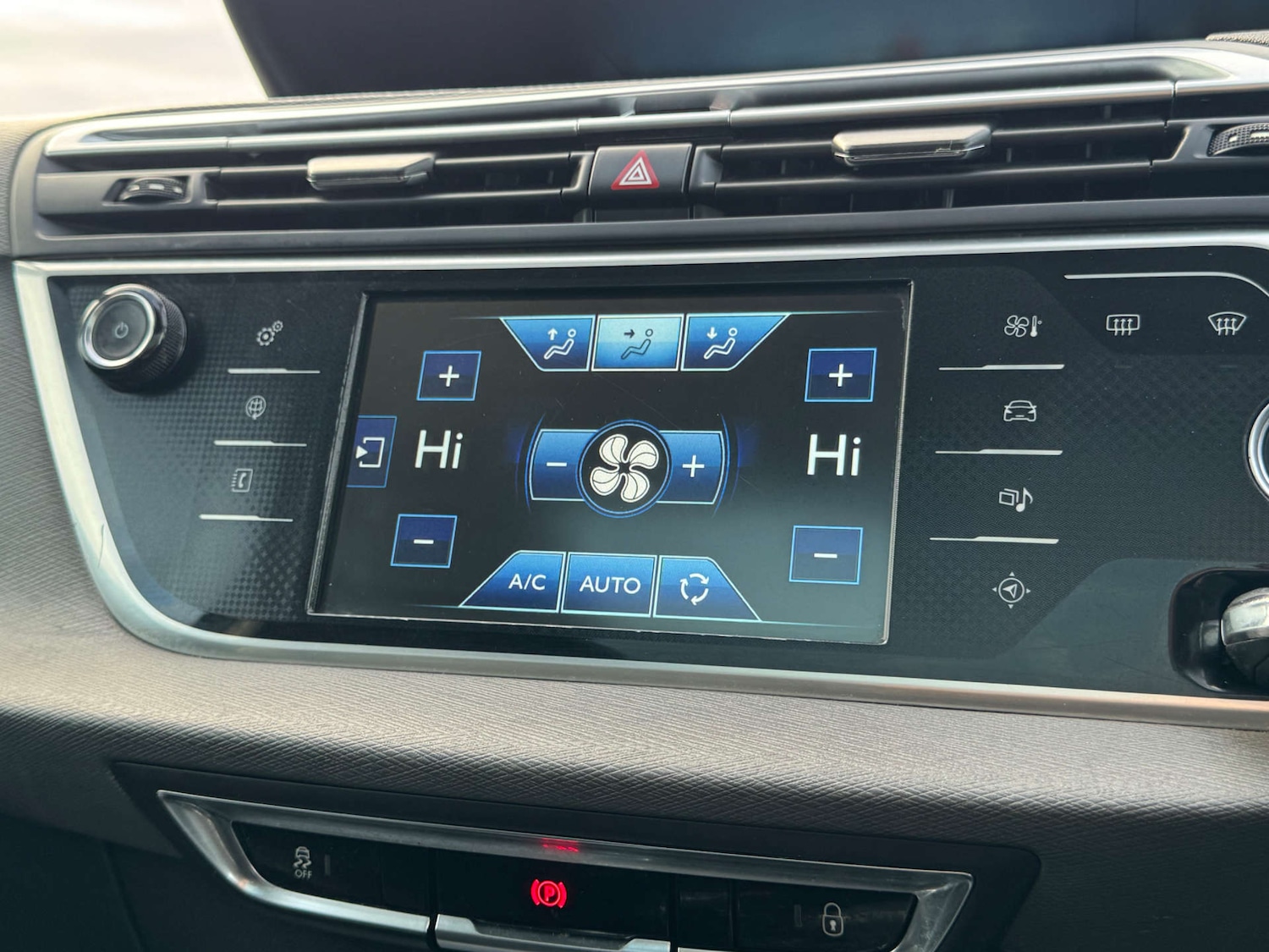 Used Citroen C4 Grand Picasso 2015 for sale - 76600588: Photo 26