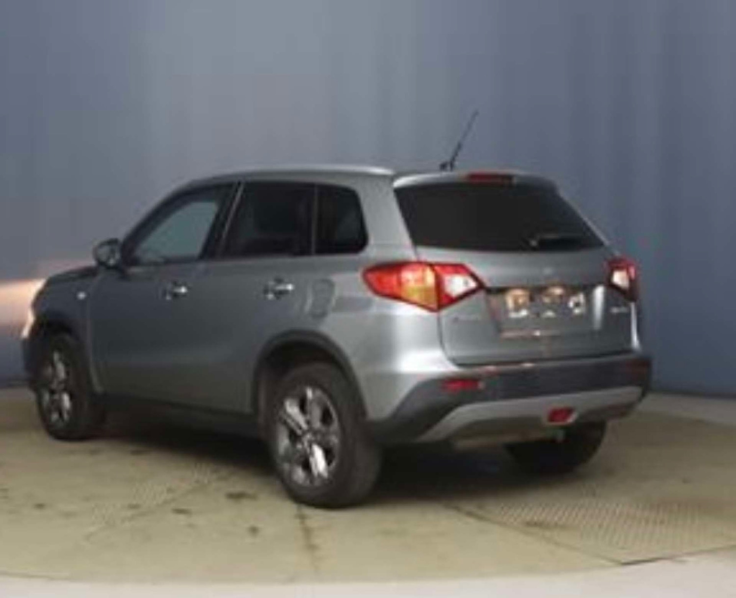 Used Suzuki Vitara 2015 for sale - 76500621: Photo 3