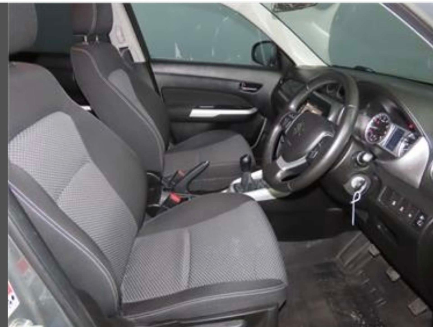 Used Suzuki Vitara 2015 for sale - 76500621: Photo 4