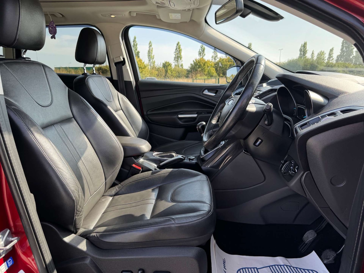 Used Ford Kuga 2015 for sale - 76117765: Photo 11