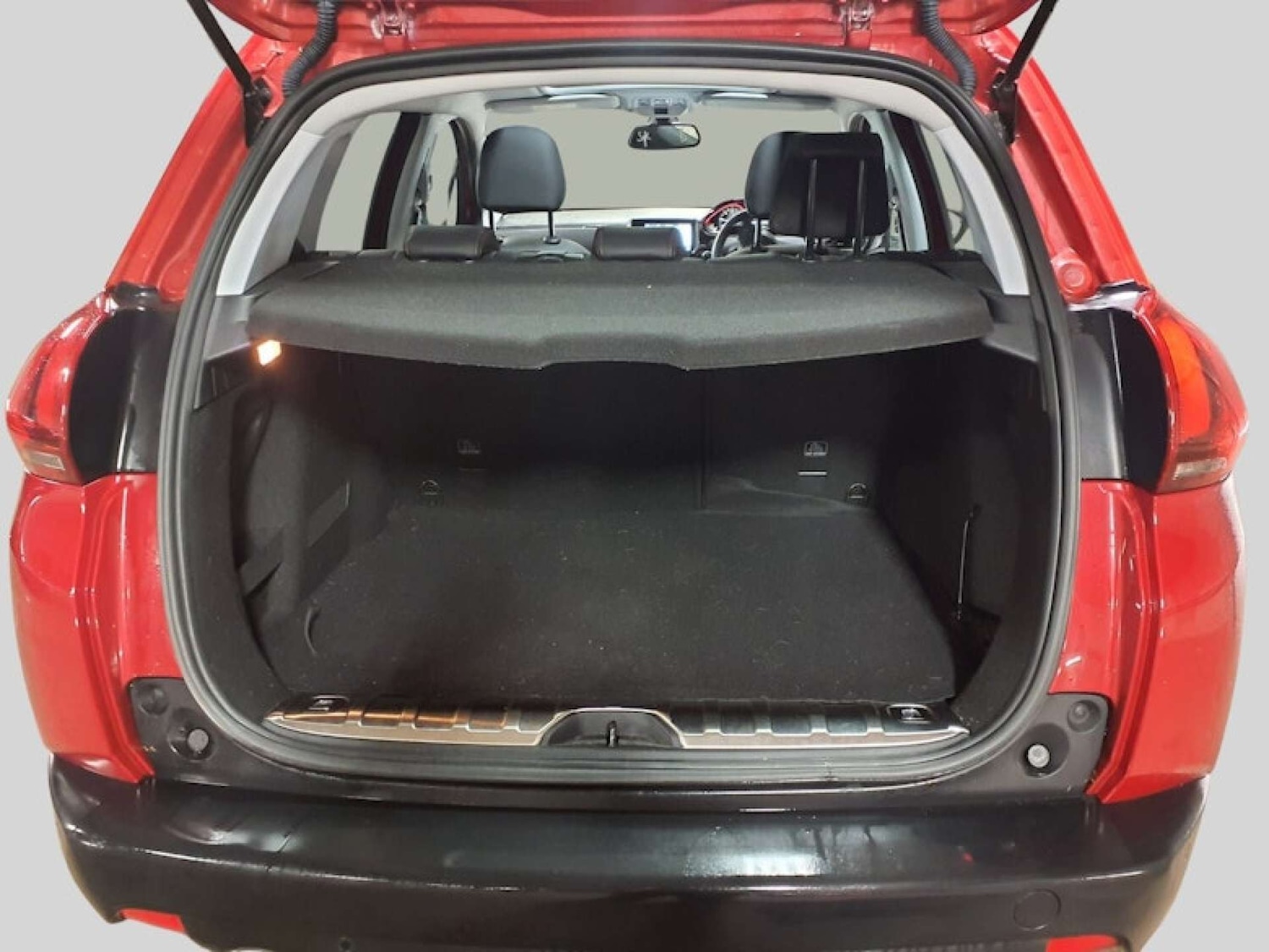 Used Peugeot 2008 2019 for sale - 76618191: Photo 9