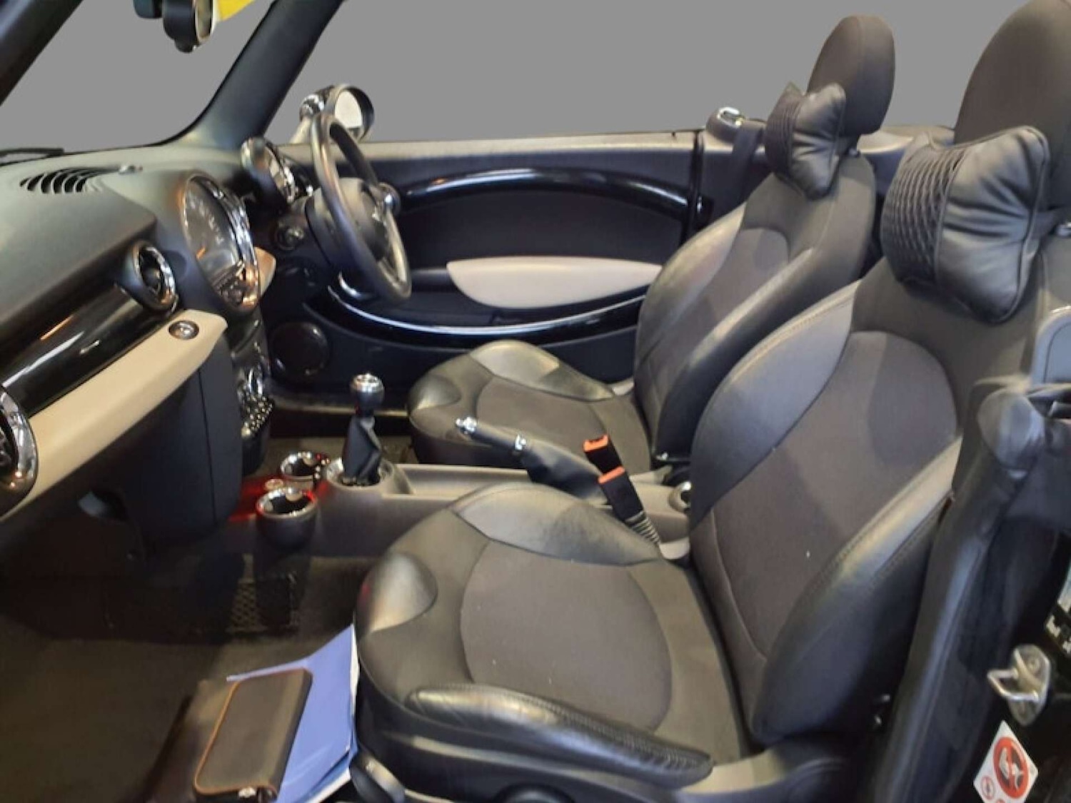 Used MINI Convertible 2015 for sale - 77641660: Photo 5