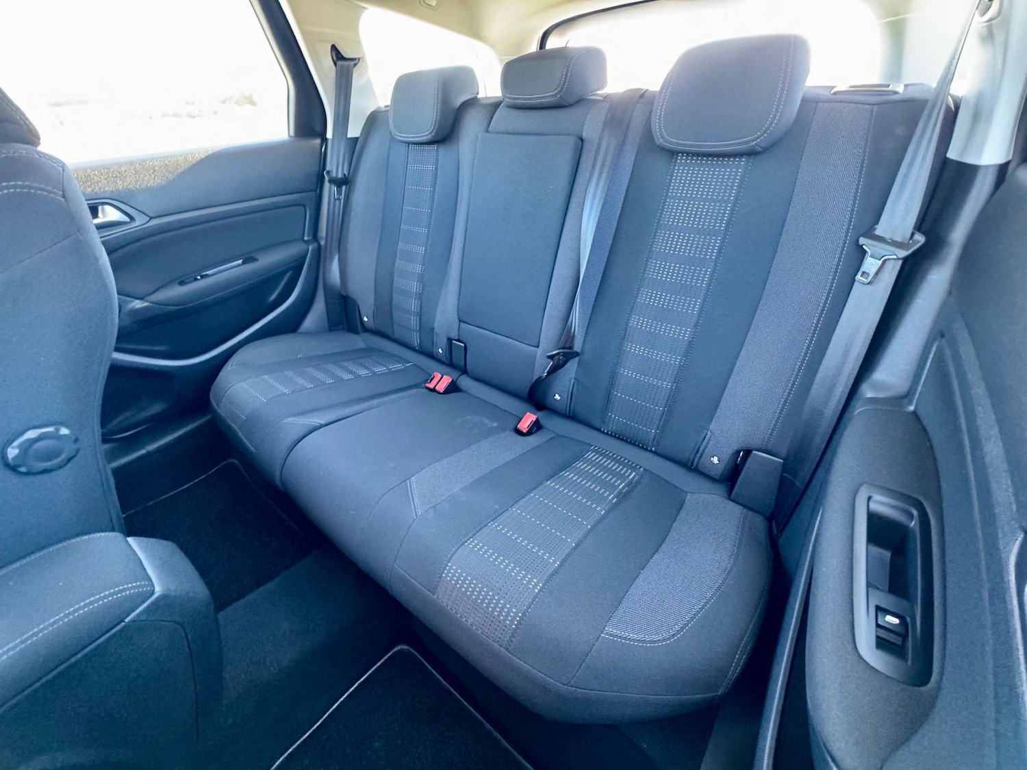 Used Peugeot 308 2016 for sale - 76600776: Photo 21