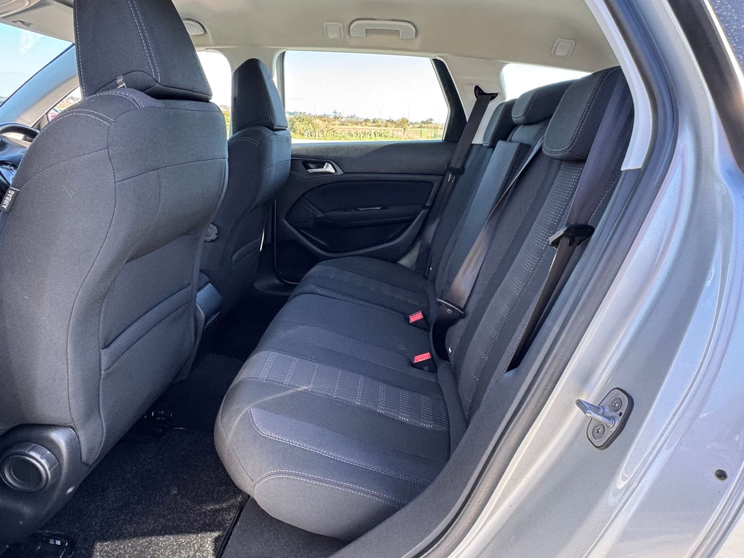 Used Peugeot 308 2016 for sale - 76600776: Photo 22