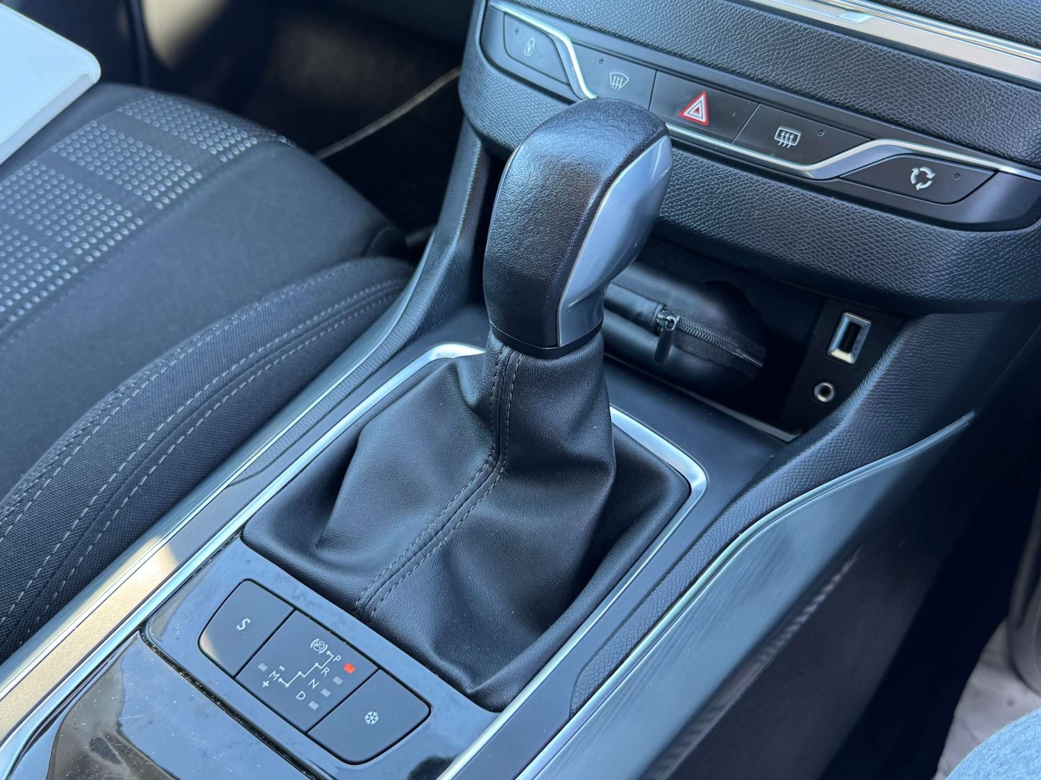 Used Peugeot 308 2016 for sale - 76600776: Photo 35