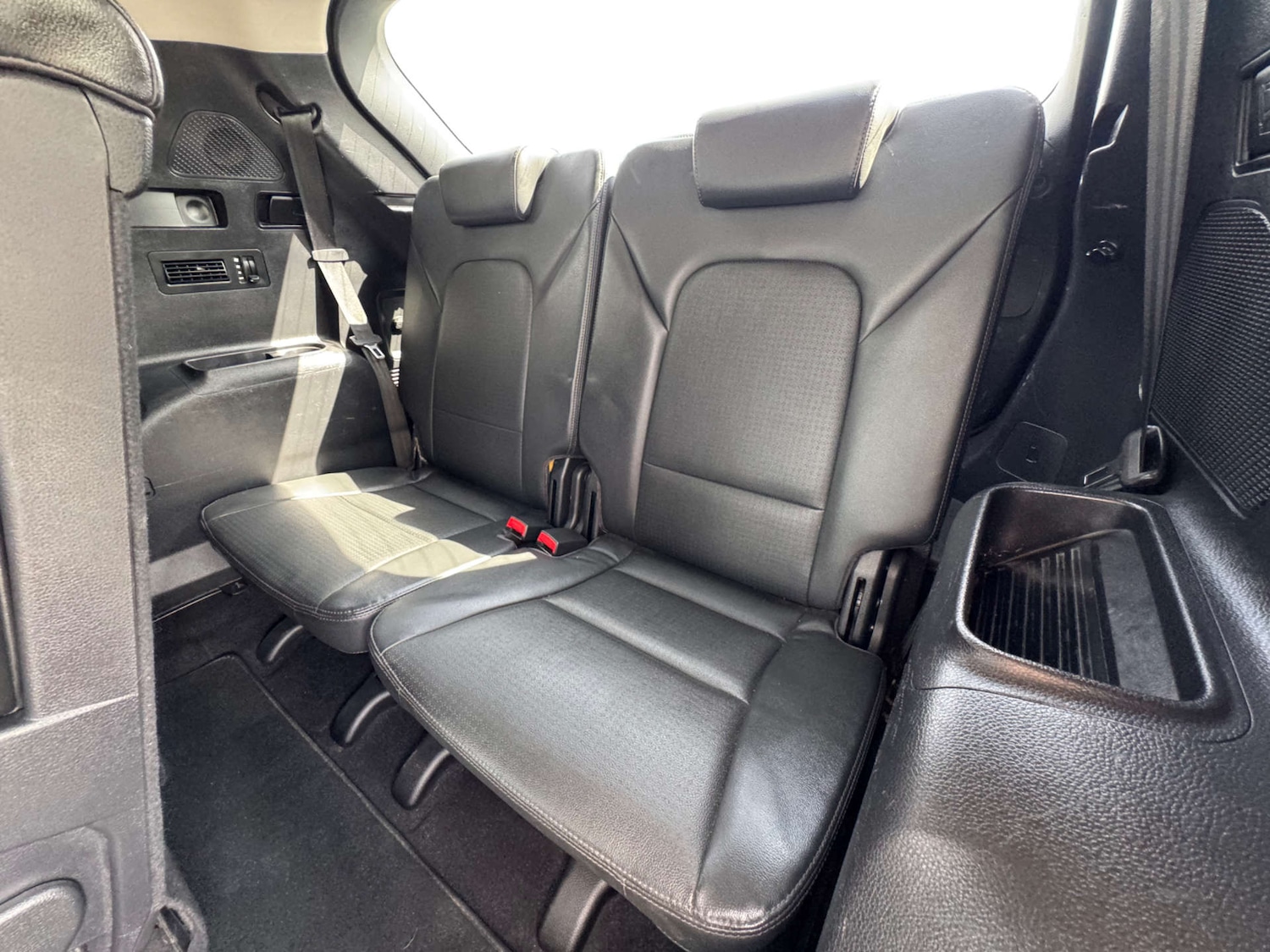 Used Hyundai Santa Fe 2012 for sale - 76117756: Photo 28