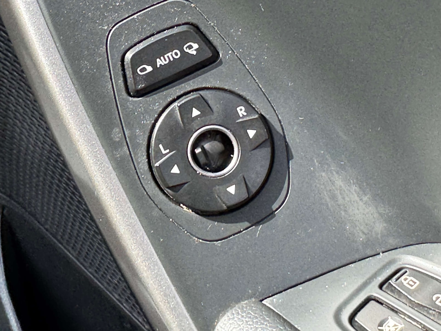 Used Hyundai Santa Fe 2012 for sale - 76117756: Photo 47