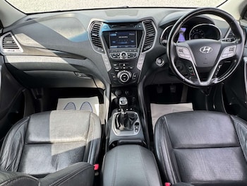 Used Hyundai Santa Fe 2012 for sale - 76117756: Photo 4
