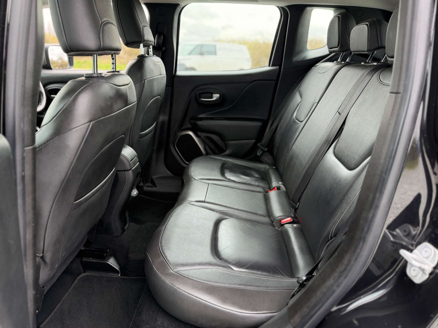 Used Jeep Renegade 2019 for sale - 78011968: Photo 25