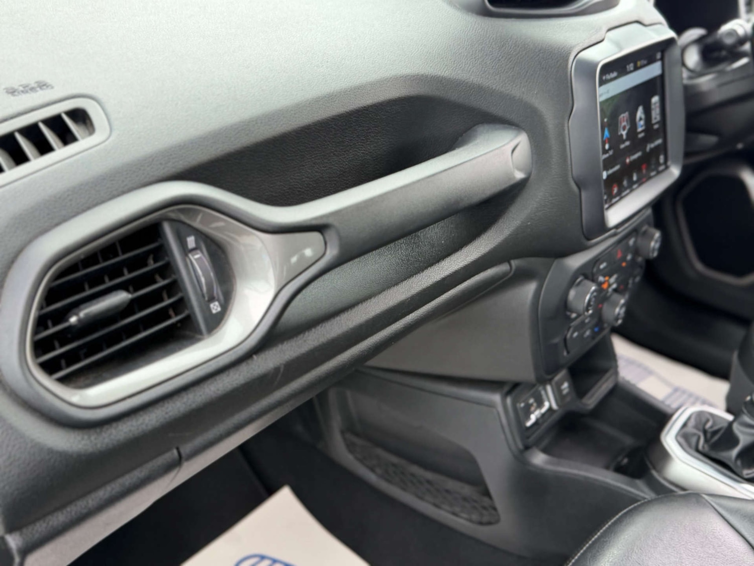 Used Jeep Renegade 2019 for sale - 78011968: Photo 47