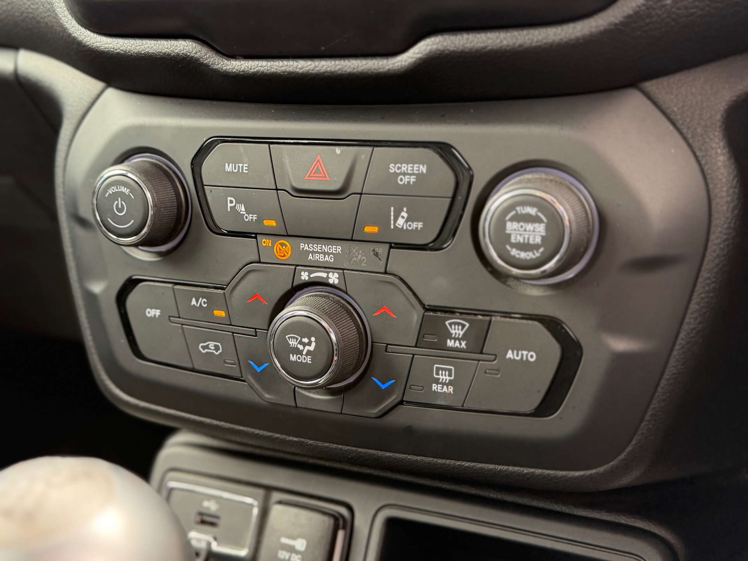 Used Jeep Renegade 2019 for sale - 78011968: Photo 50