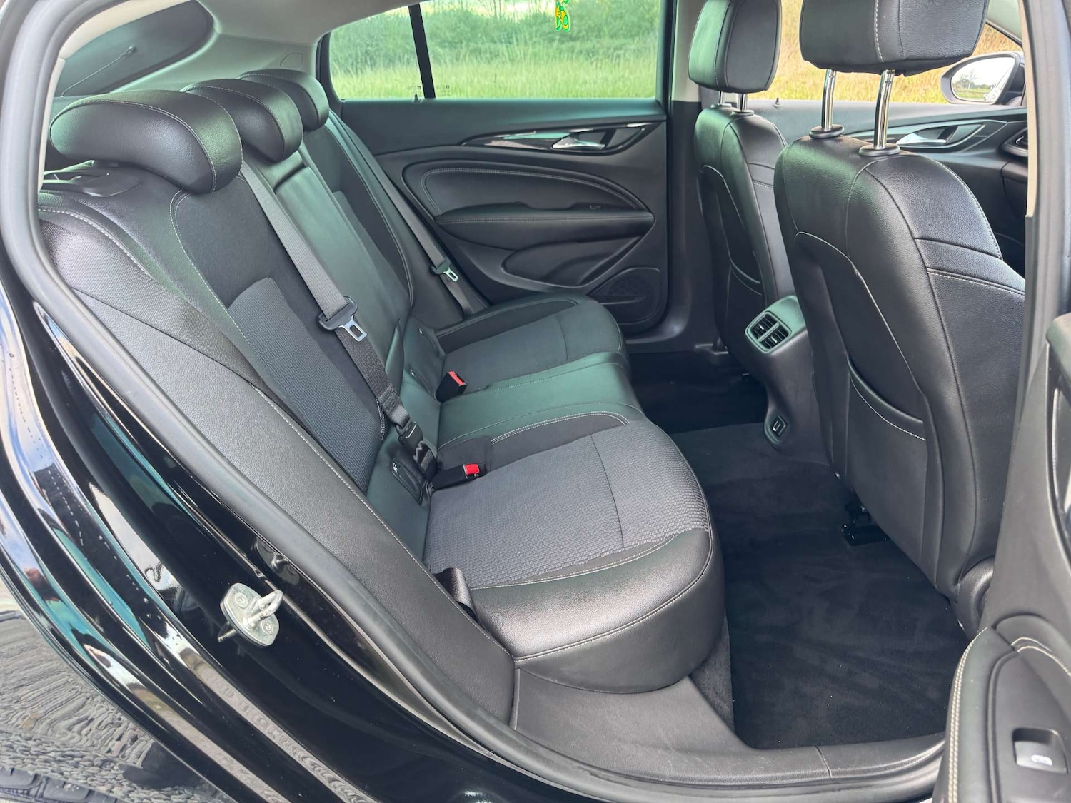 Used Vauxhall Insignia 2017 for sale - 77641663: Photo 23