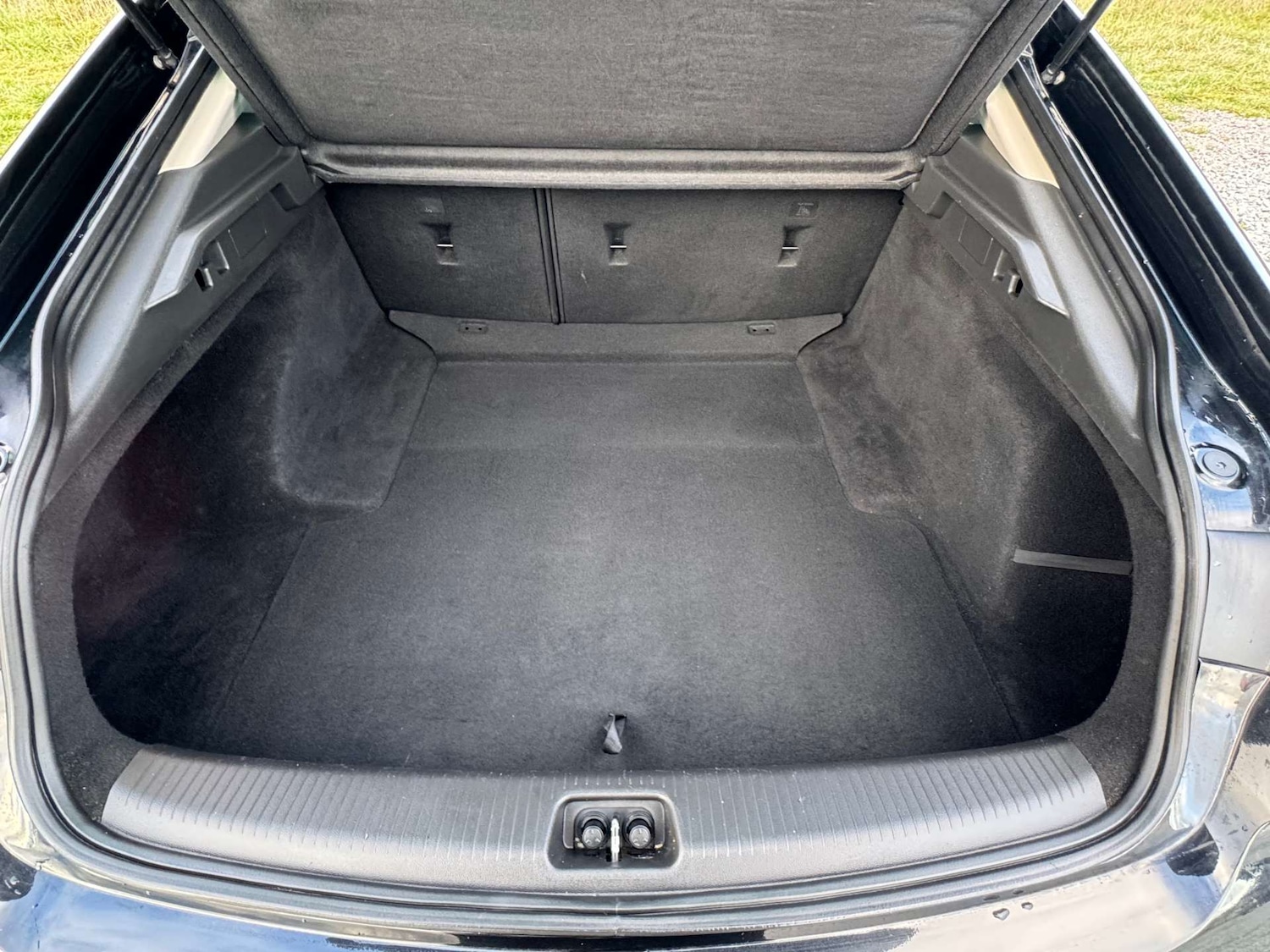 Used Vauxhall Insignia 2017 for sale - 77641663: Photo 26