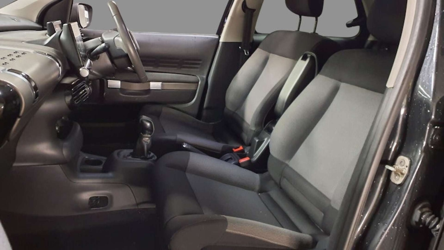 Used Citroen C4 Cactus 2015 for sale - 76618184: Photo 6