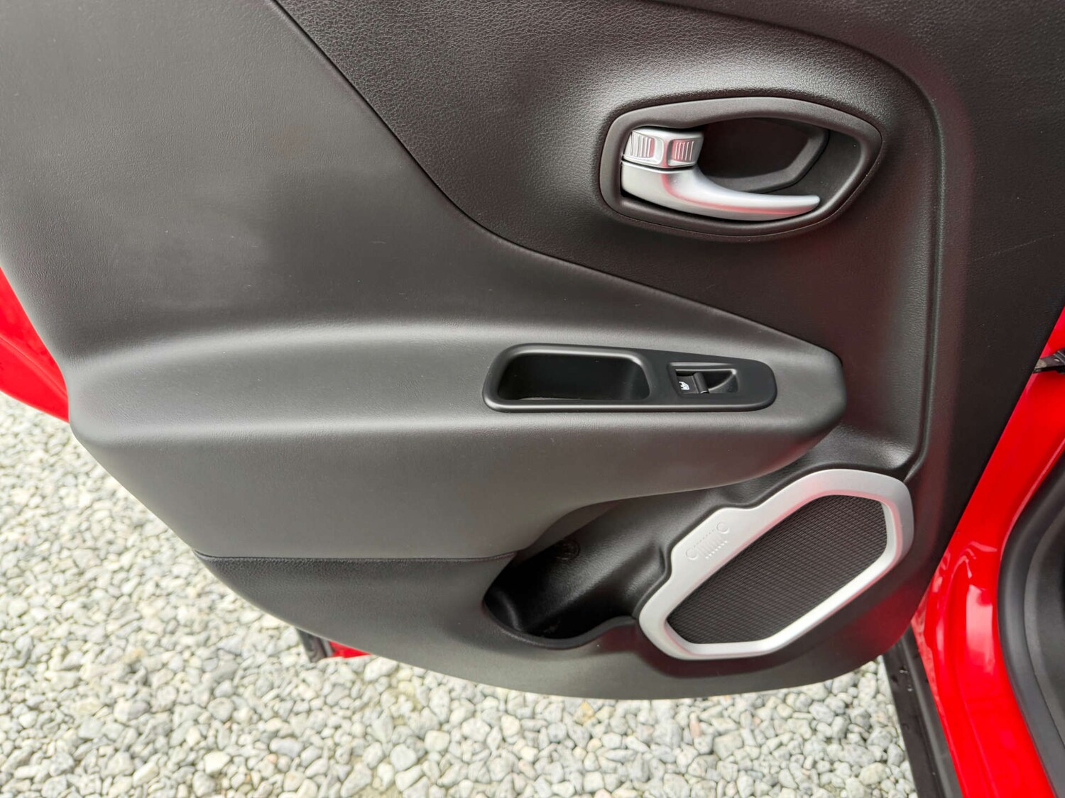 Used Jeep Renegade 2015 for sale - 77641703: Photo 35