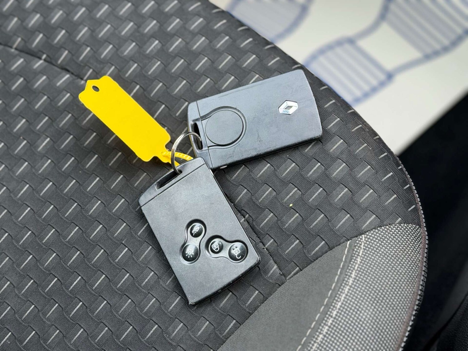 Used Renault Captur 2018 for sale - 77641706: Photo 38