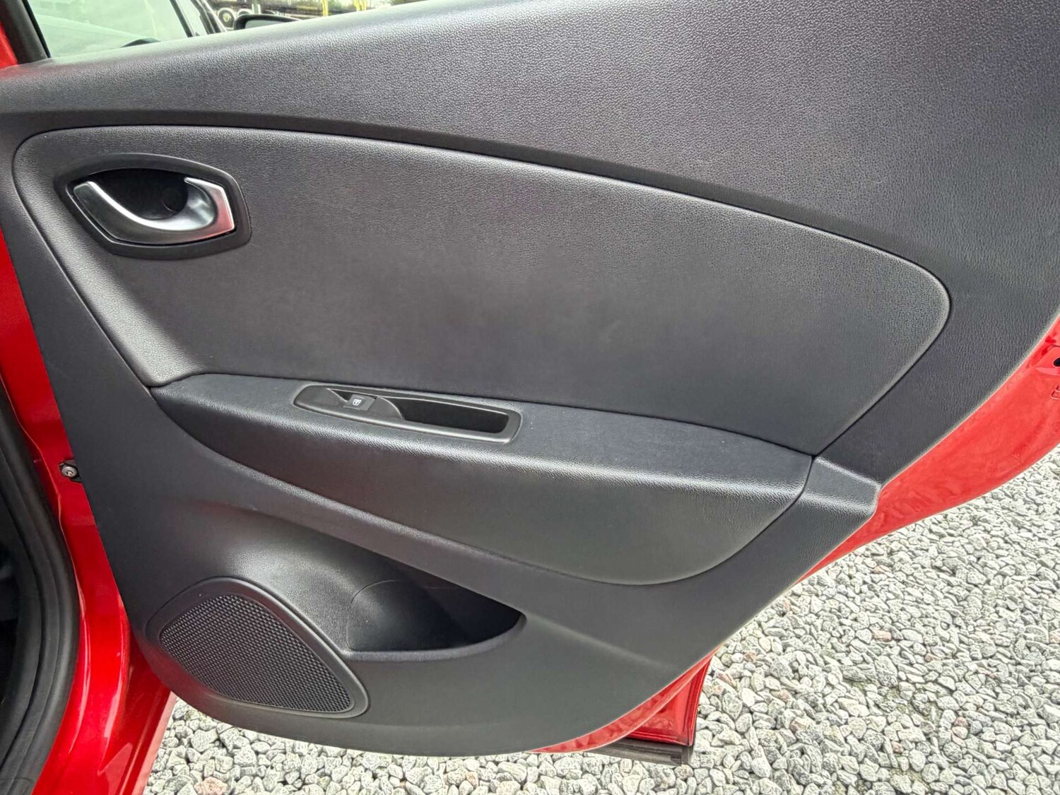 Used Renault Captur 2018 for sale - 77641706: Photo 44