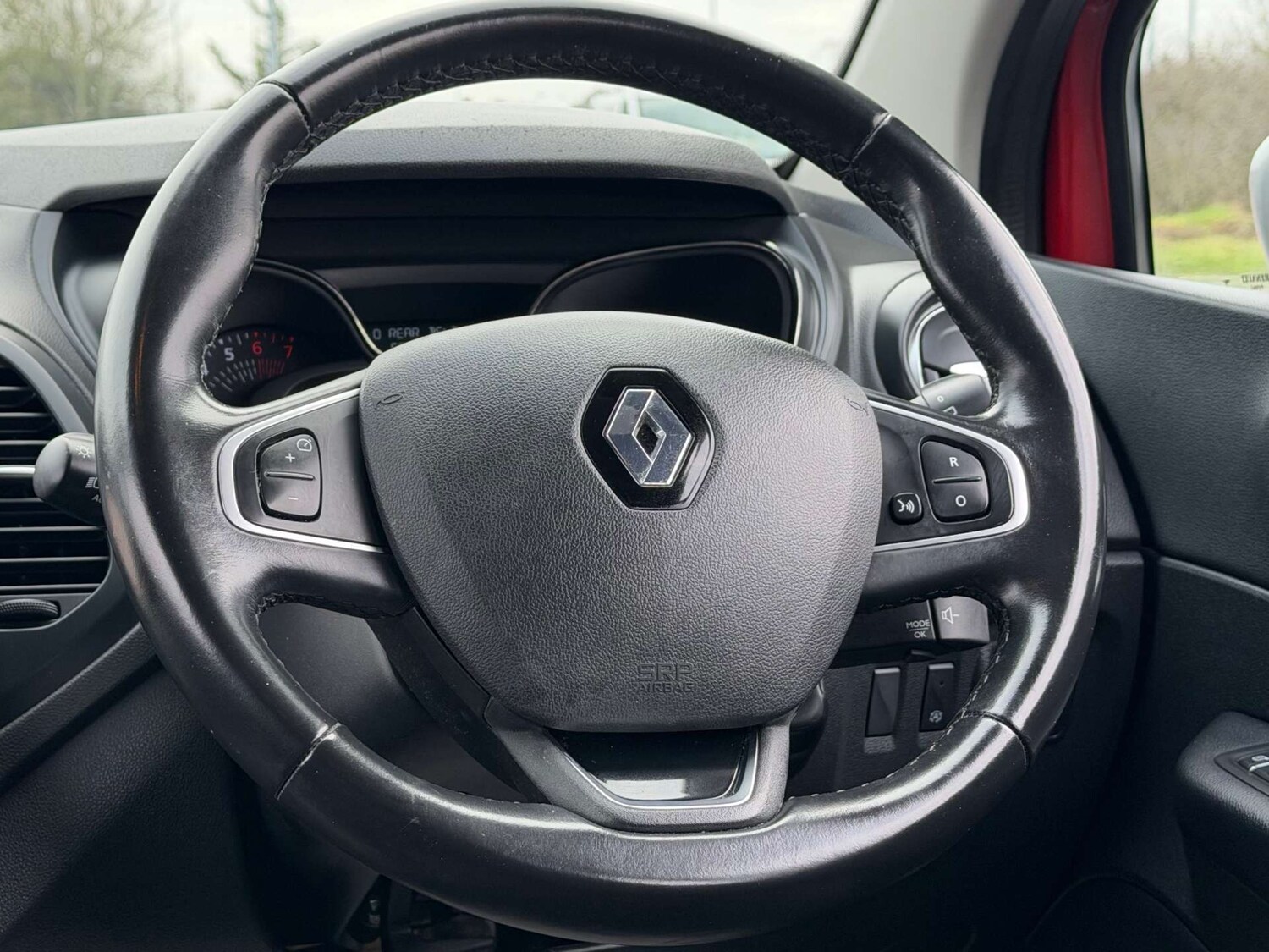 Used Renault Captur 2018 for sale - 77641706: Photo 48