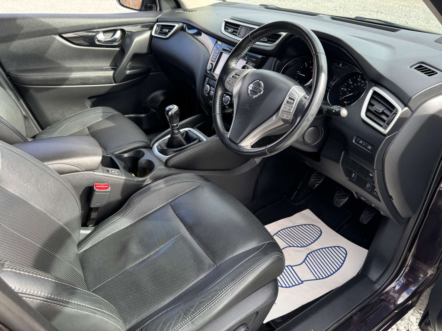 Used Nissan Qashqai 2015 for sale - 76363880: Photo 12