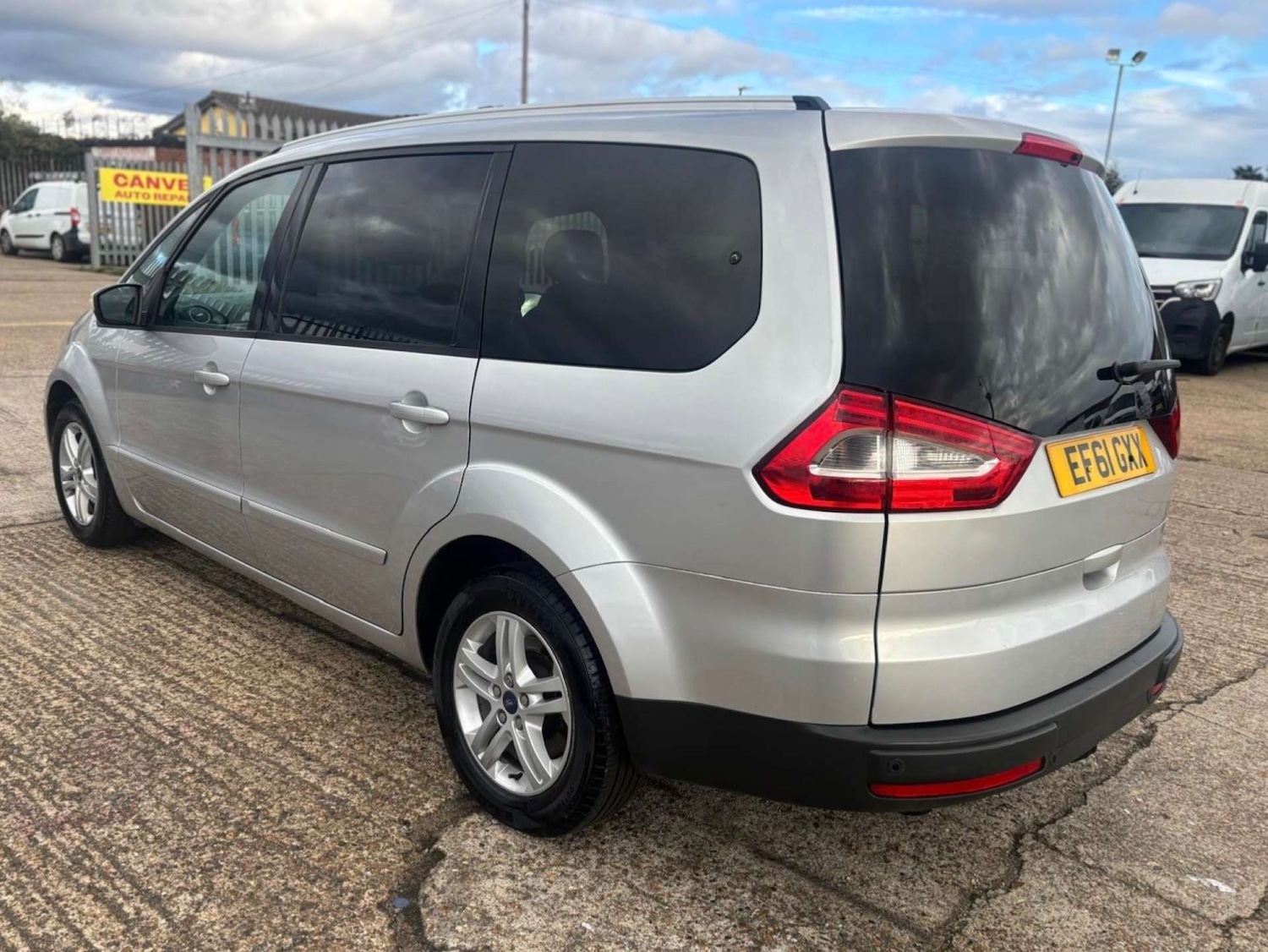 Used Ford Galaxy 2011 for sale - 76340735: Photo 3