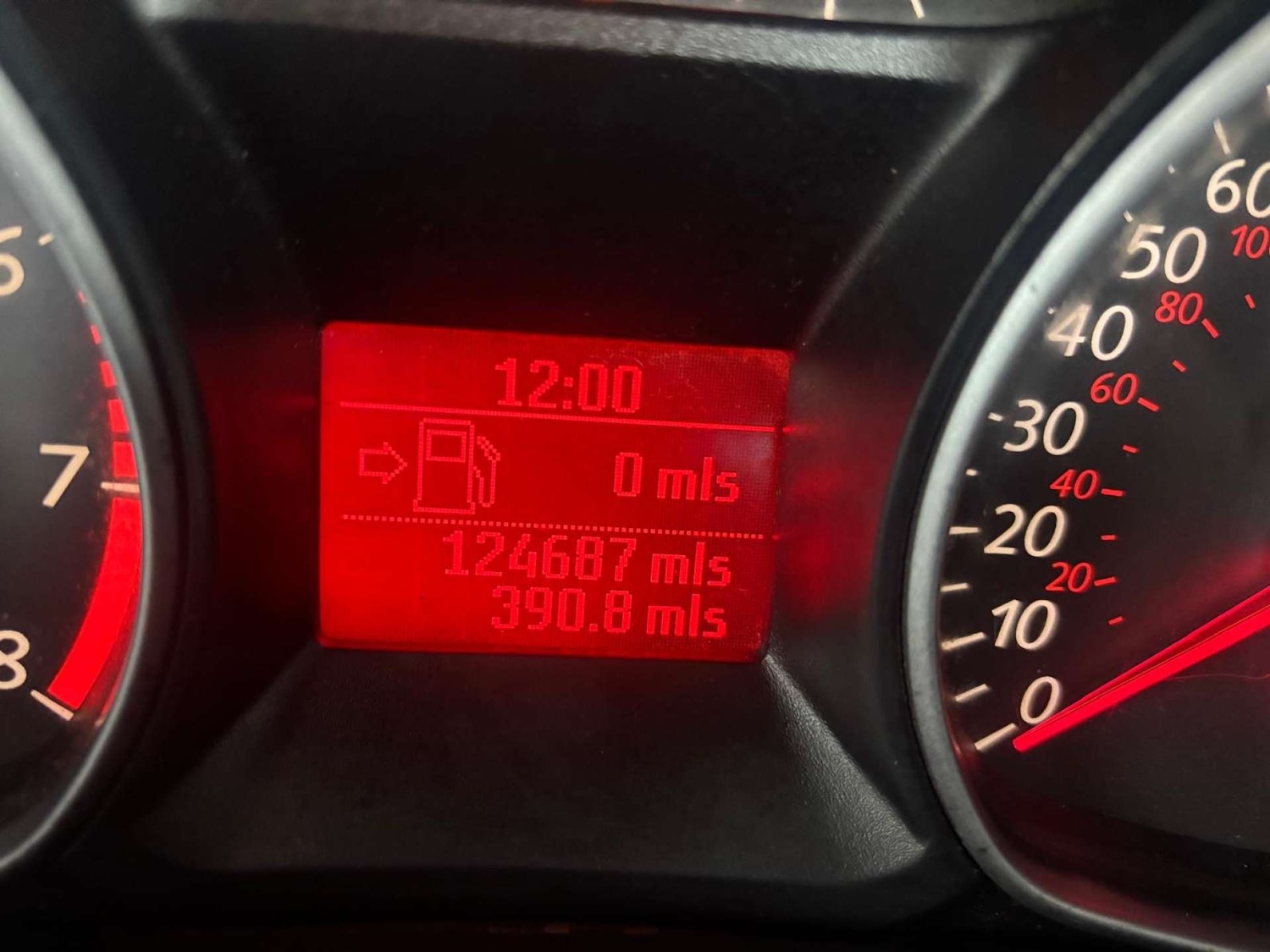 Used Ford Galaxy 2011 for sale - 76340735: Photo 9